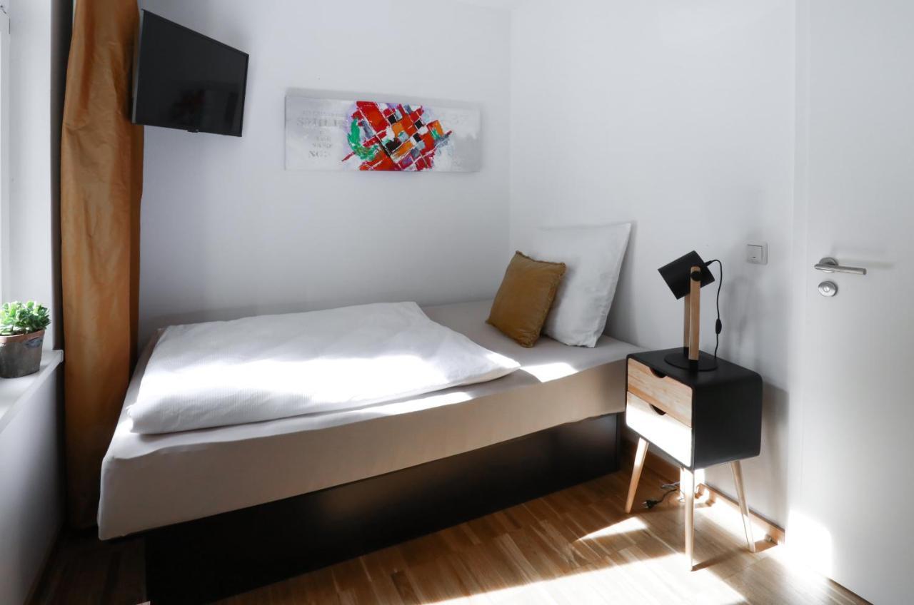 Bohnapartments Am Anger - Zentrum - Vollausstattung - Wlan Ерфурт Стая снимка